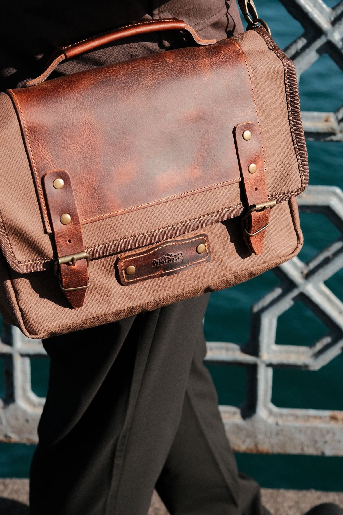 Tod's Brown Leather Messenger Satchel
